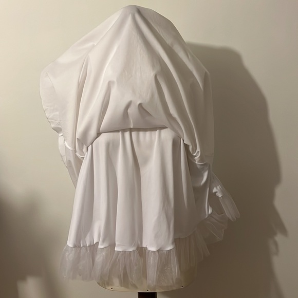 New white dress large sleeveless with a lining size large - Picture 4 of 4